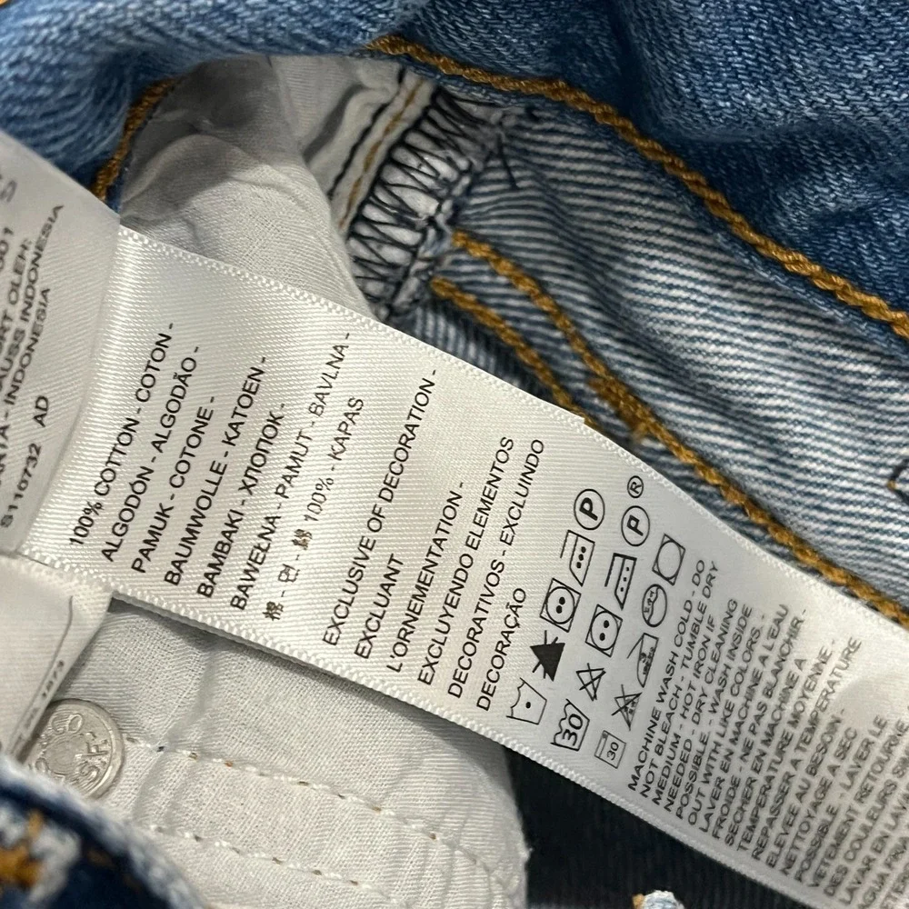 Levis Premium Jeans Womens 27x28 Wedgie Straight Blue‎ Button Fly Big E Y2K